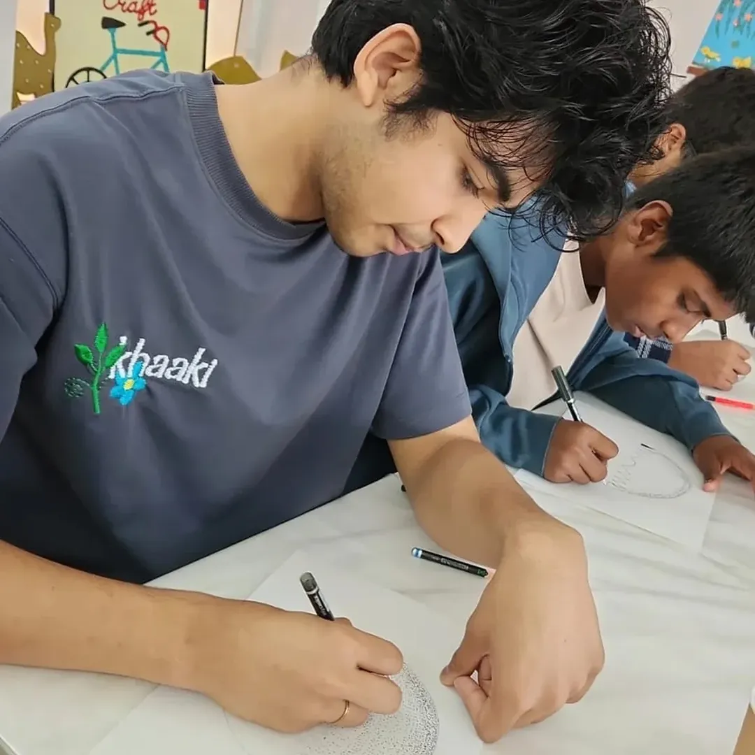 Art & Craft session photo 5